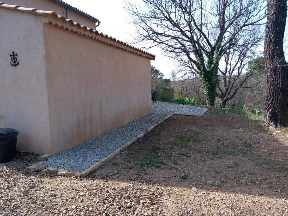 Le Refuge De Sissou Apartment Ponteves Exterior photo